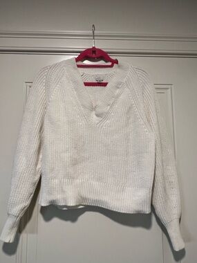 a new day White V-Neck Chunky Knit Sweater - Women's